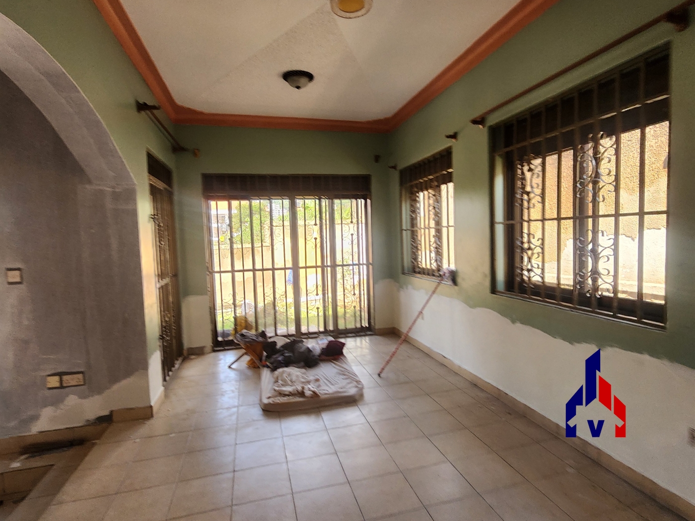 Bungalow for rent in Muyenga Kampala