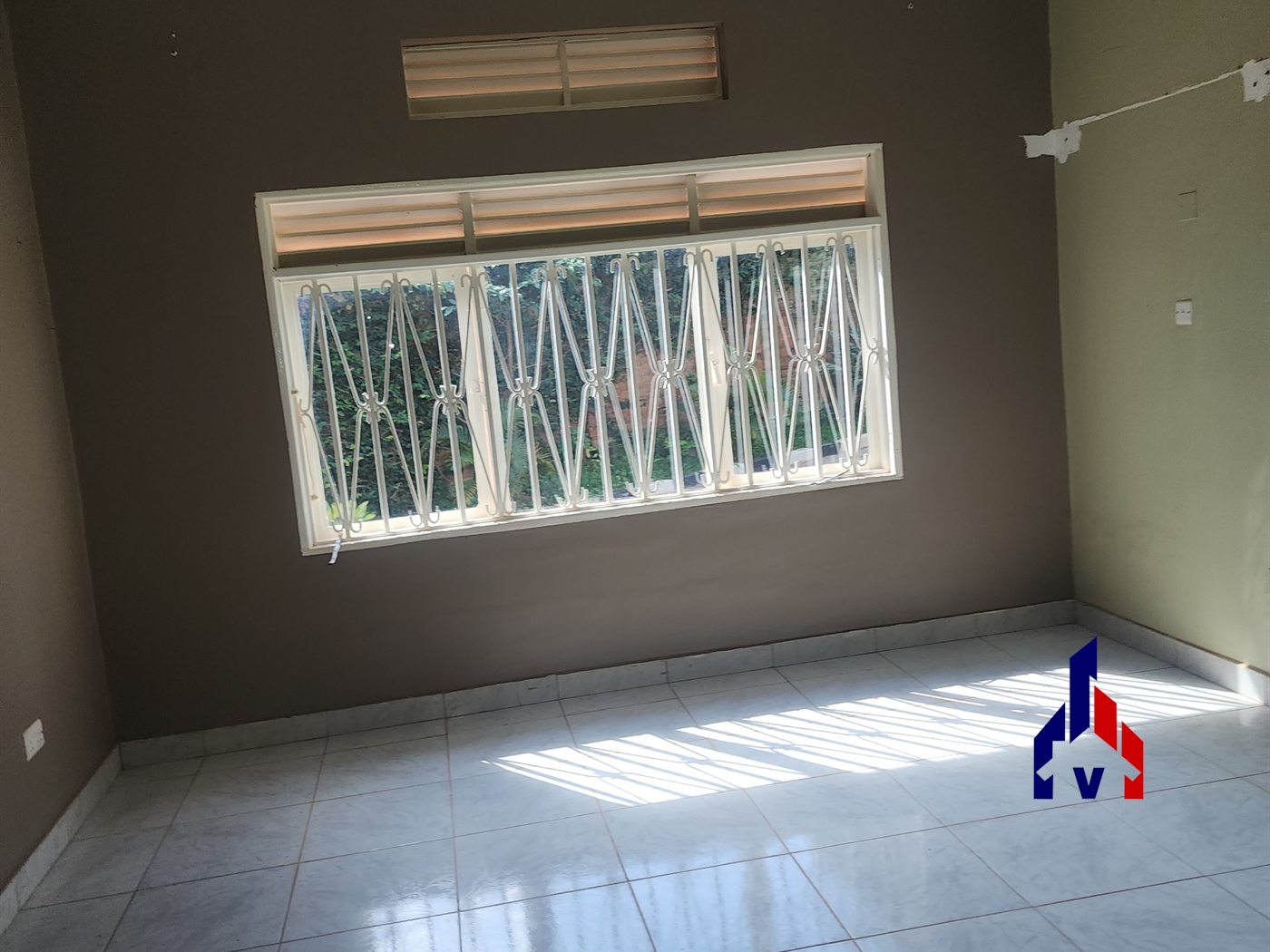 Bungalow for rent in Muyenga Kampala