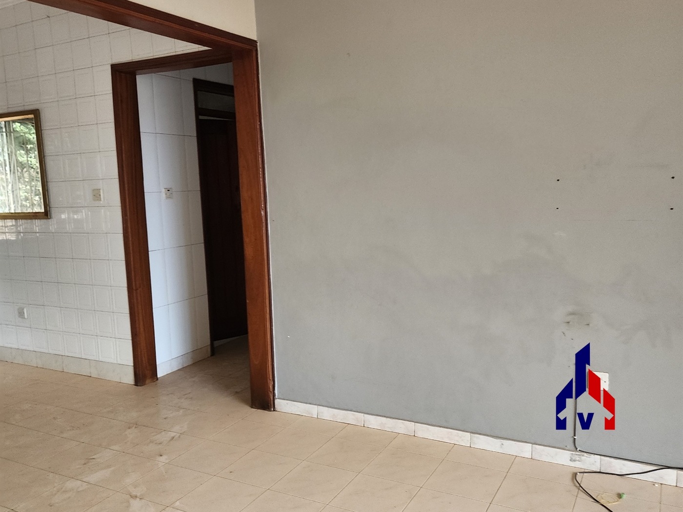 Bungalow for rent in Muyenga Kampala