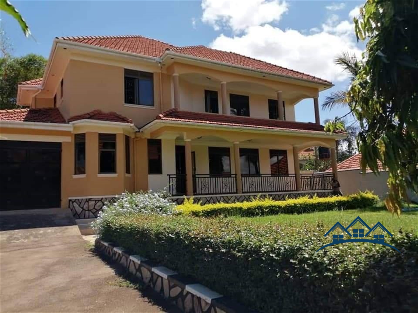 4 bedroom Storyed house  for sale in Bunga  Kampala Uganda 