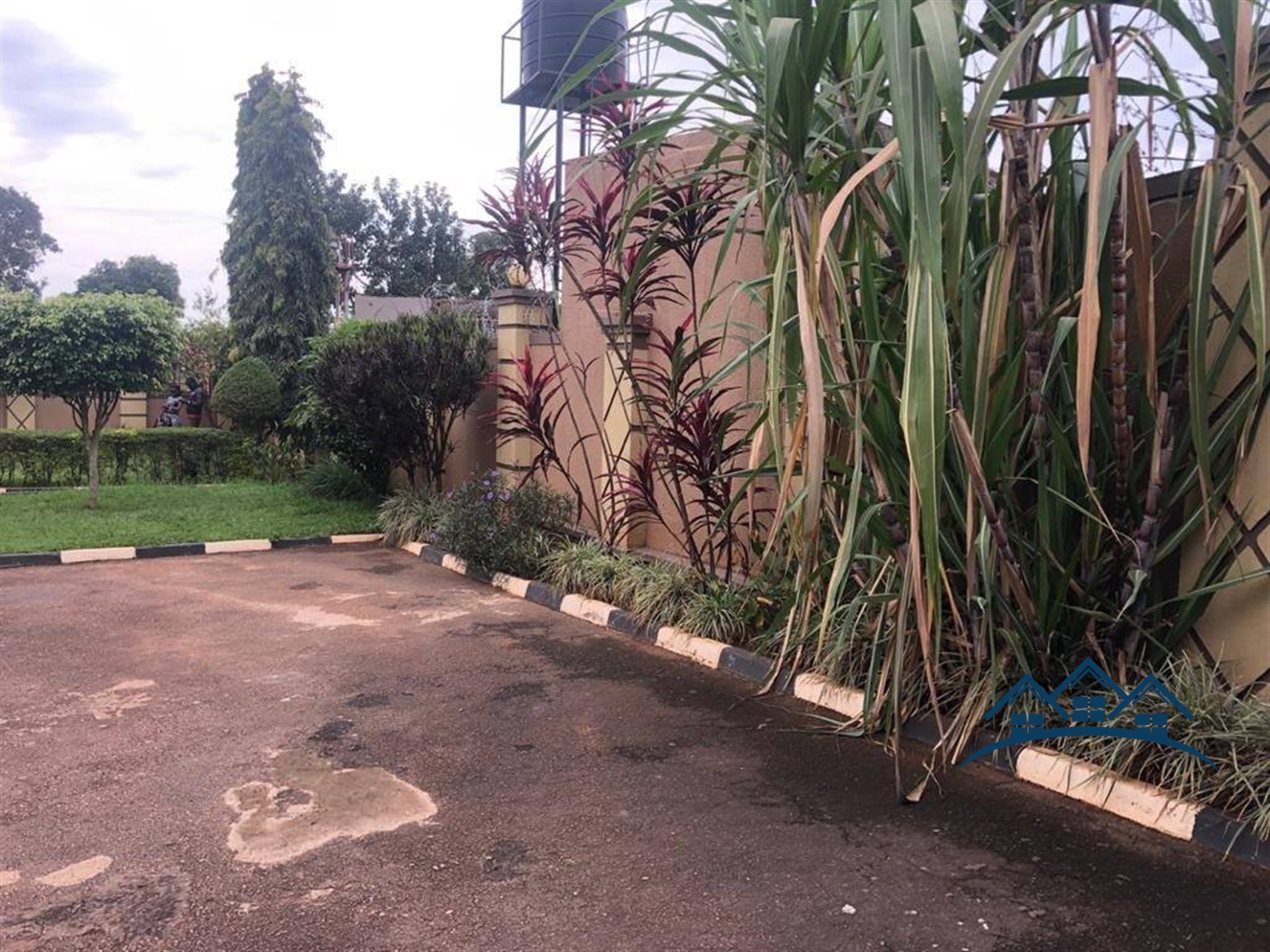 Bungalow for sale in Bukoto Kampala