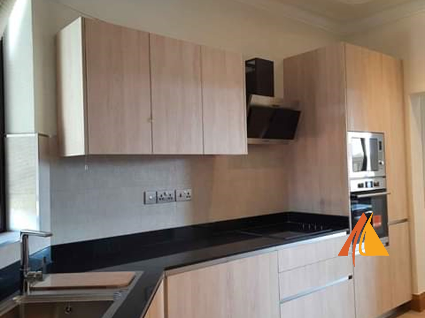 Apartment for sale in Bugoloobi Kampala