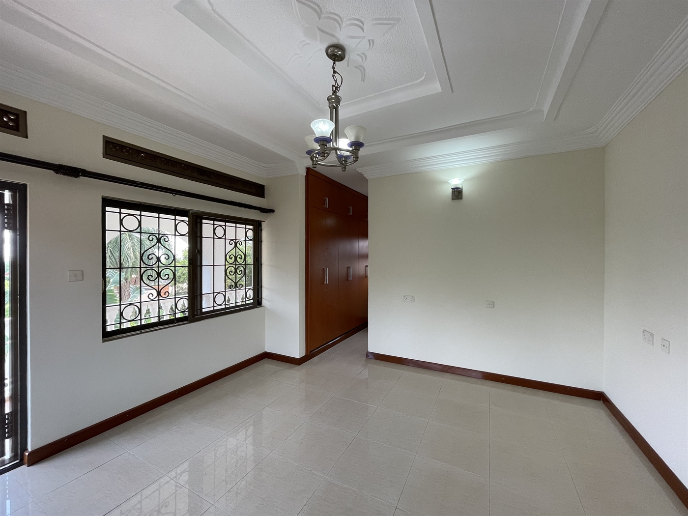 Storeyed house for rent in Naguru Kampala