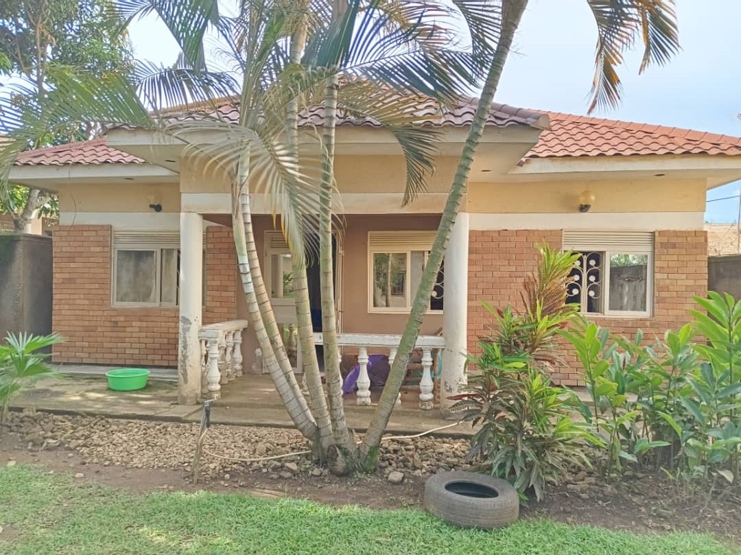 Bungalow for sale in Bweyogerere Wakiso