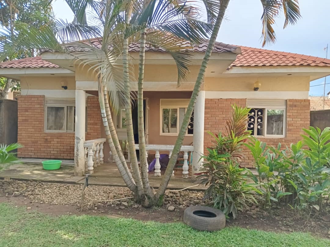 Bungalow for sale in Bweyogerere Wakiso