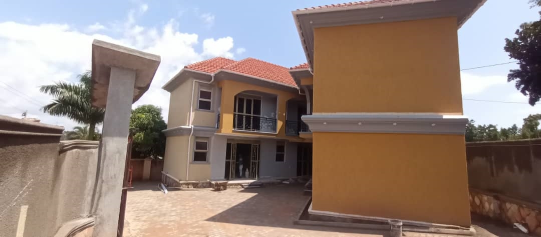 Commercial block for sale in Najjera Wakiso