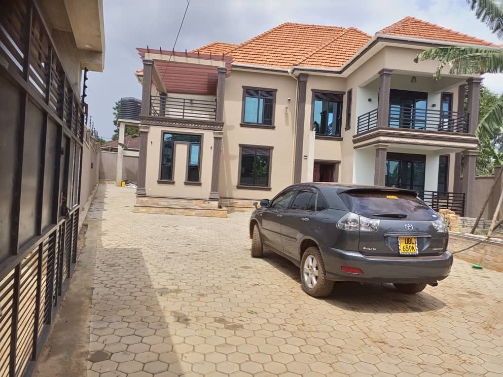 Storeyed house for sale in Kasangati Wakiso