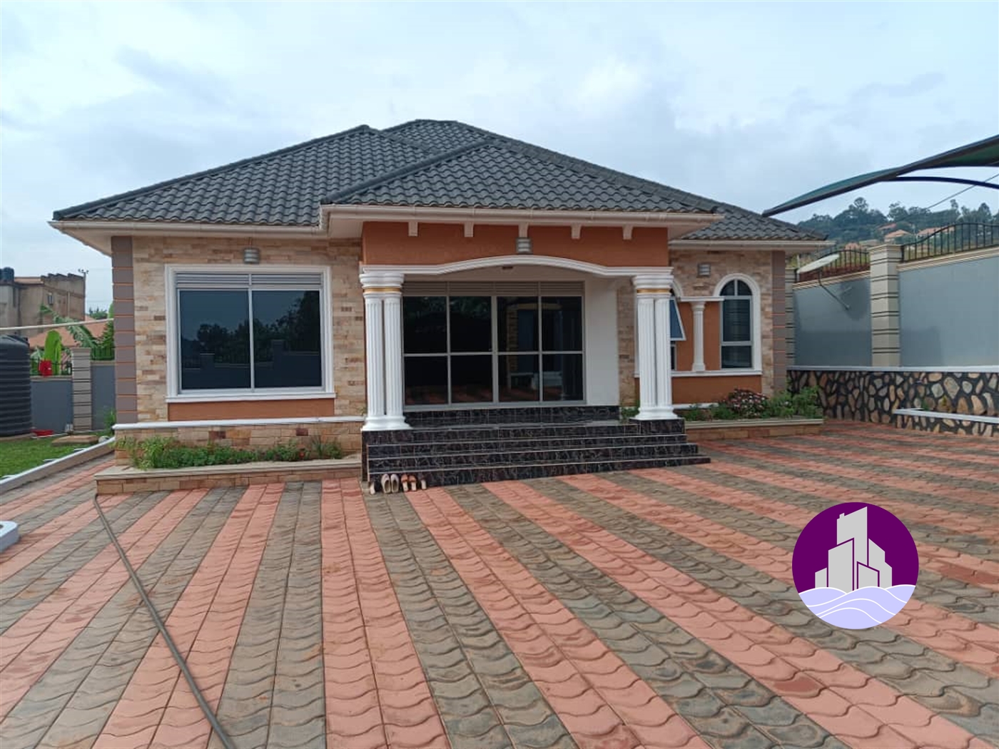 Bungalow for sale in Kitende Wakiso