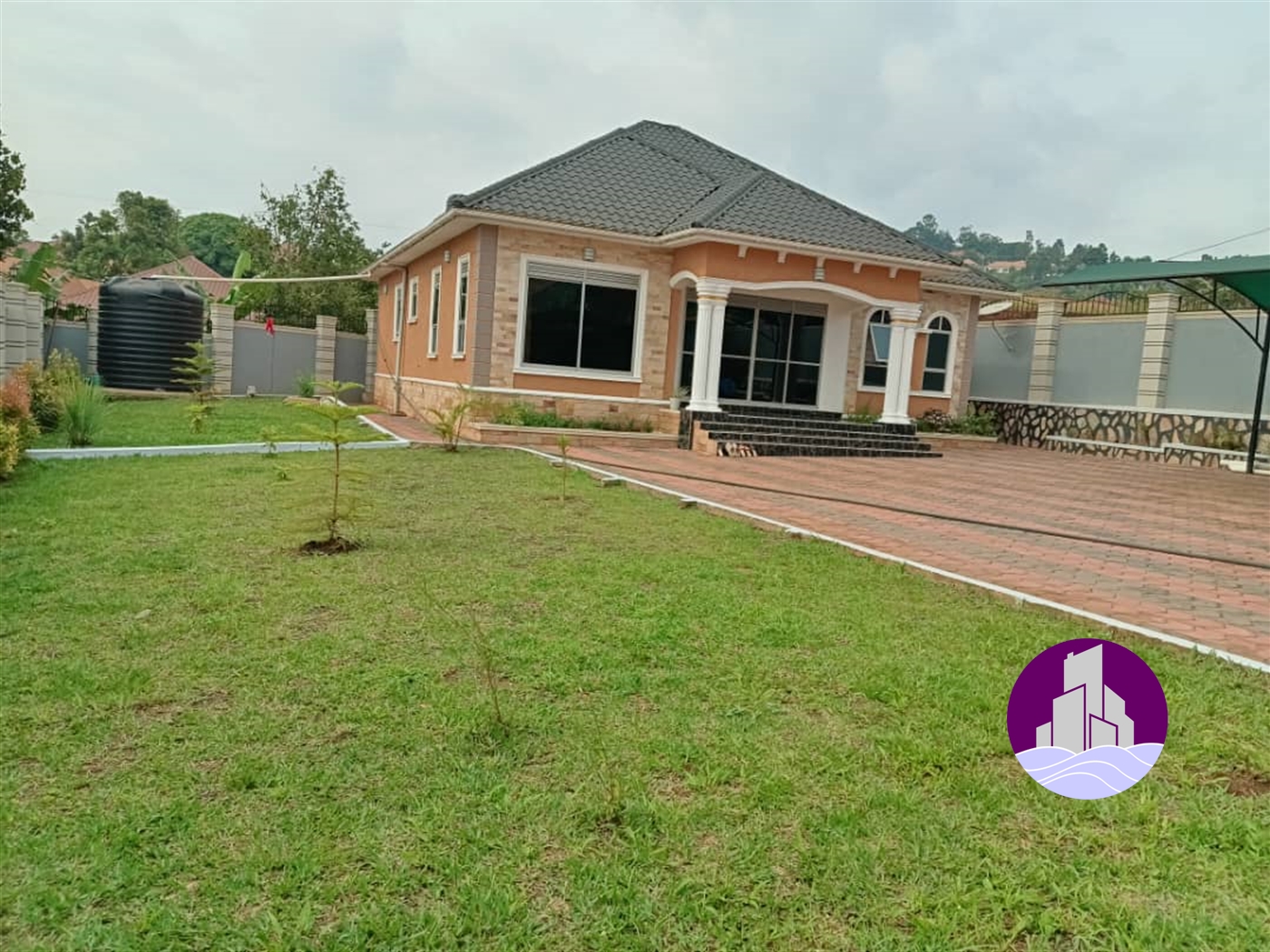 Bungalow for sale in Kitende Wakiso