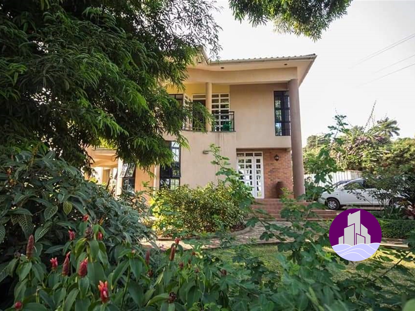 Mansion for sale in Mutungo Kampala