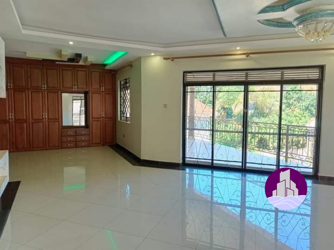 Mansion for sale in Munyonyo Kampala