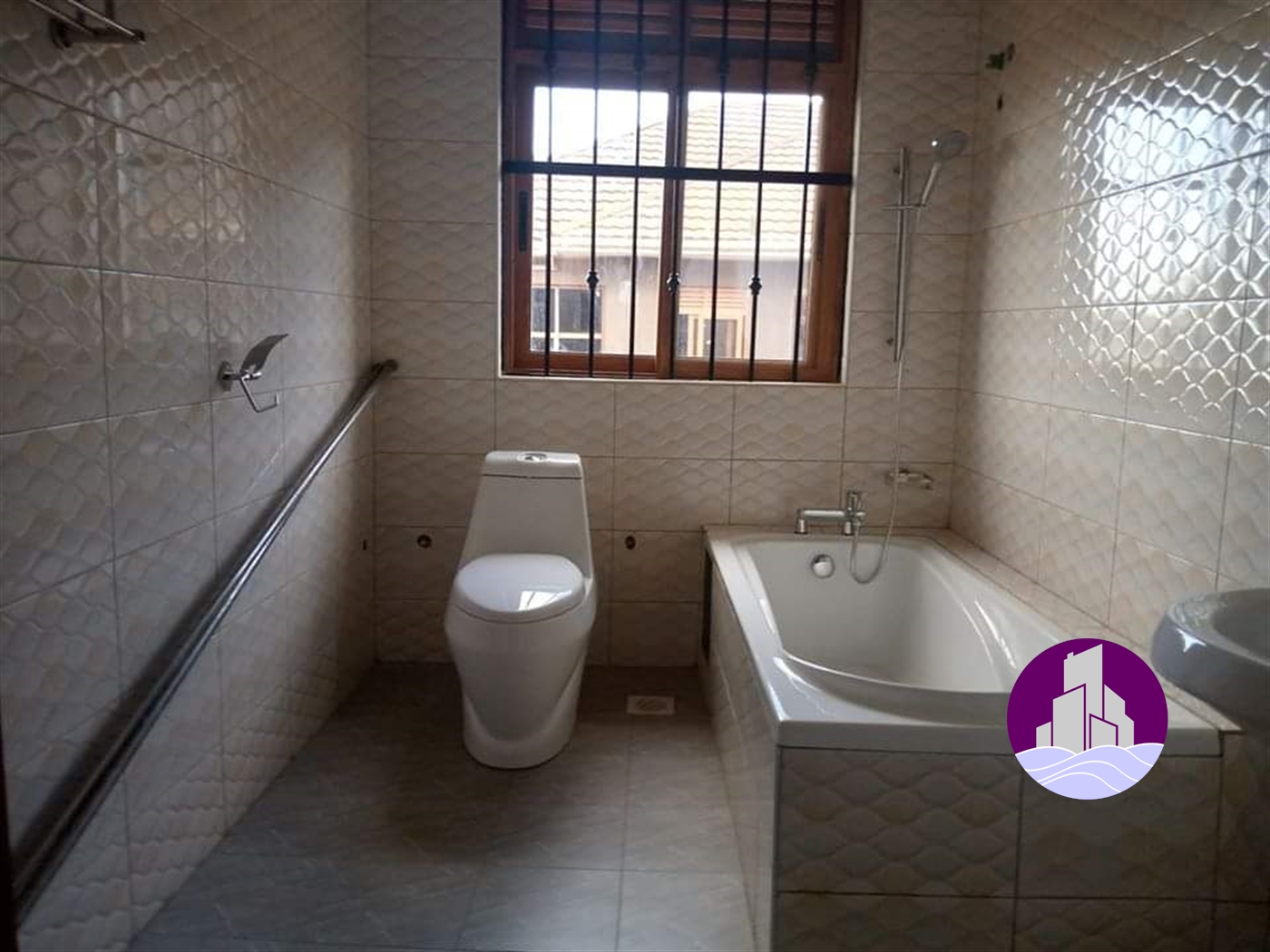 Town House for rent in Naguru Kampala