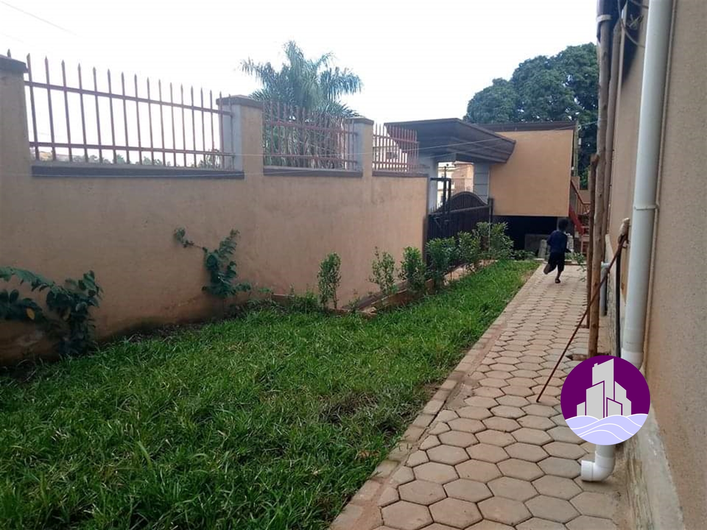 Town House for rent in Naguru Kampala