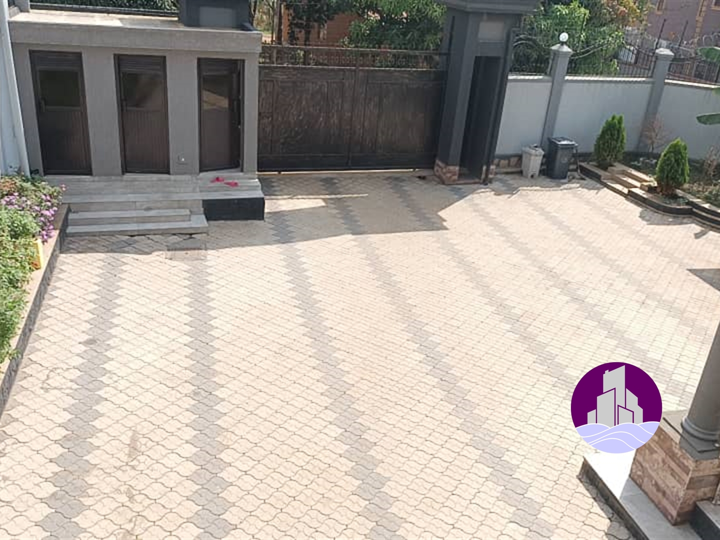 Mansion for sale in Muyenga Kampala