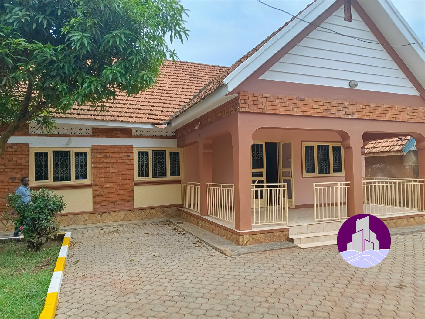 Bungalow for rent in Naguru Kampala