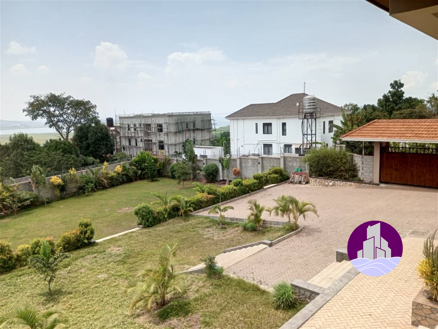 Mansion for rent in Kajjansi Kampala