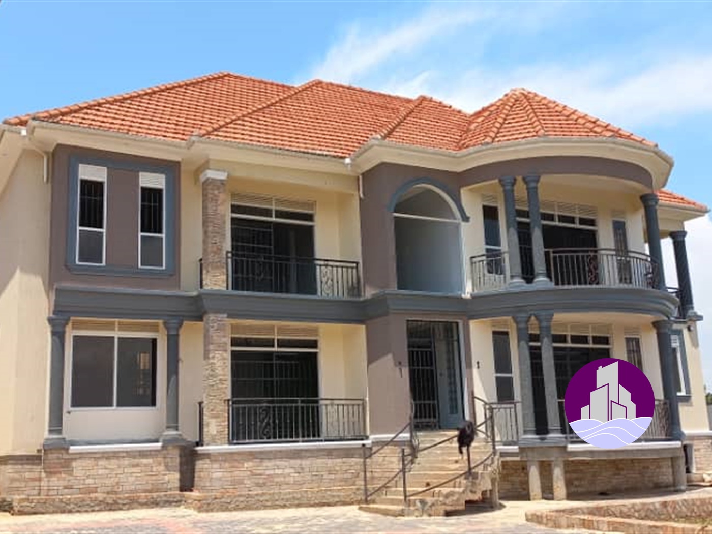 Mansion for sale in Kigo Wakiso