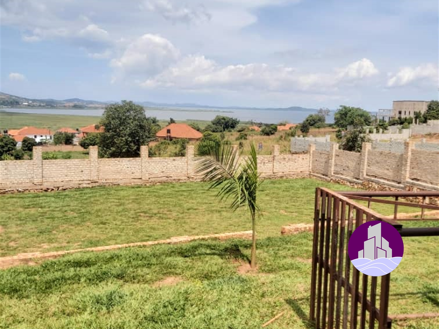 Mansion for sale in Bweya Wakiso