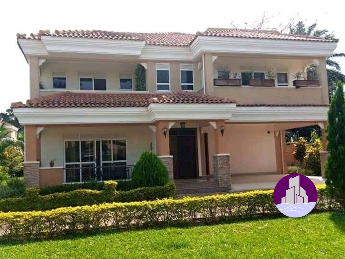 Mansion for sale in Munyonyo Kampala