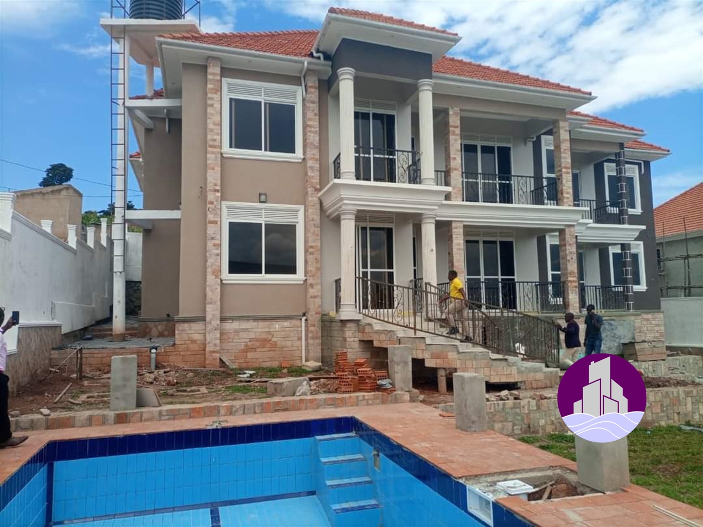 Mansion for sale in Kigo Wakiso