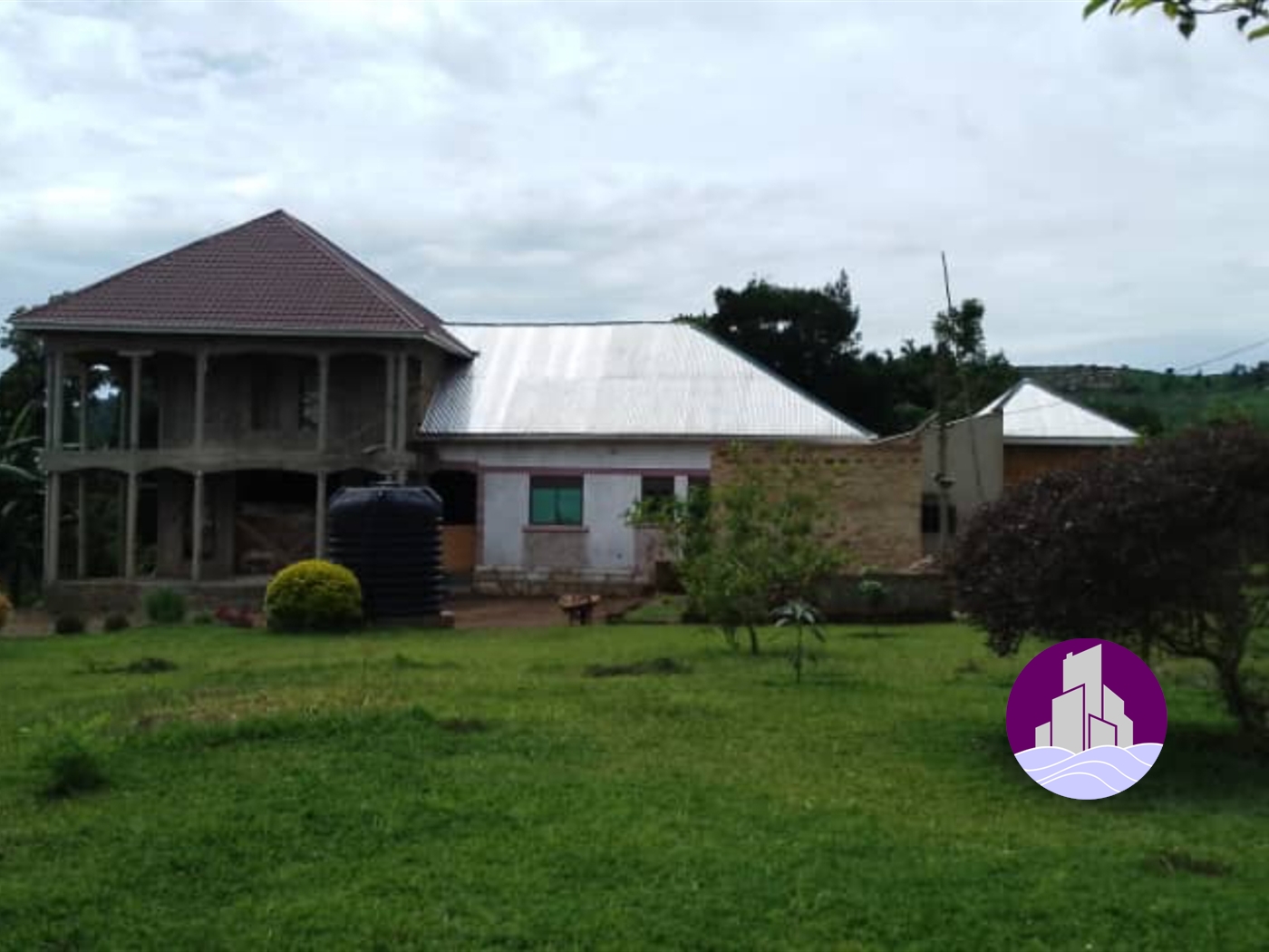 Storeyed house for sale in Kakiri Wakiso