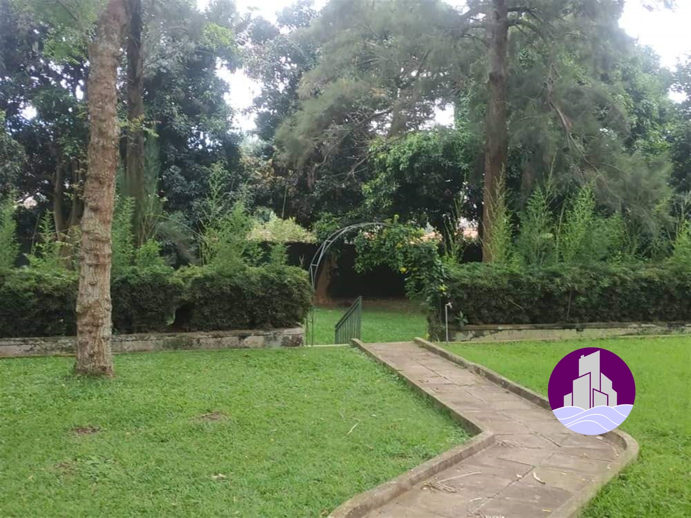 Residential Land for sale in Bugoloobi Kampala