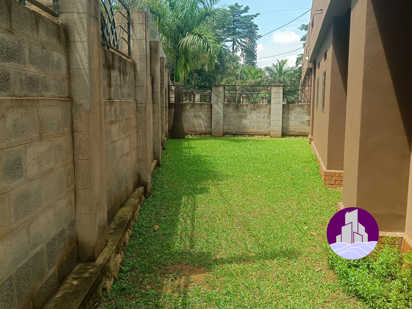 Bungalow for rent in Naguru Kampala