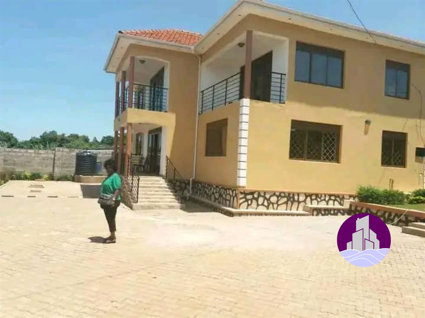 Storeyed house for sale in Bwebajja Wakiso