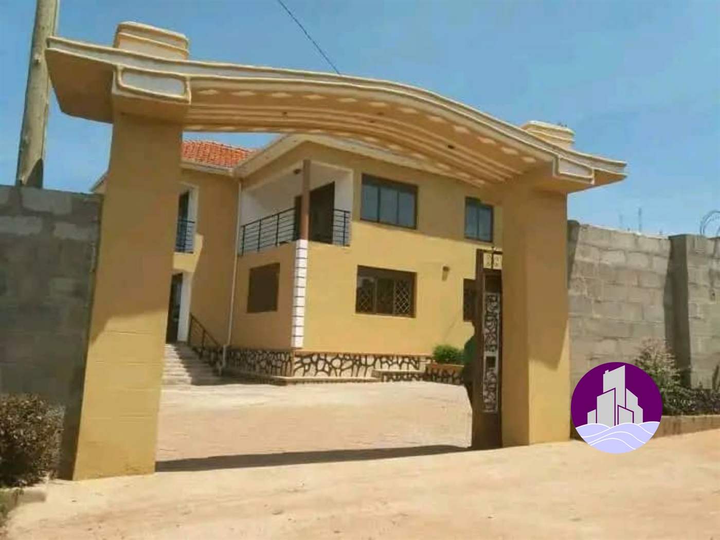 Storeyed house for sale in Bwebajja Wakiso