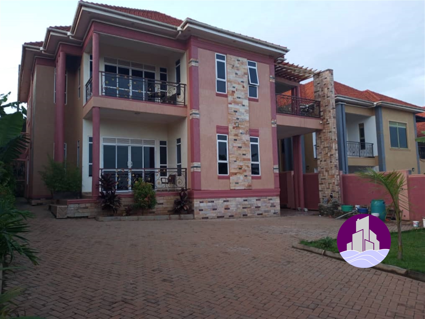 Storeyed house for rent in Kajjansi Wakiso