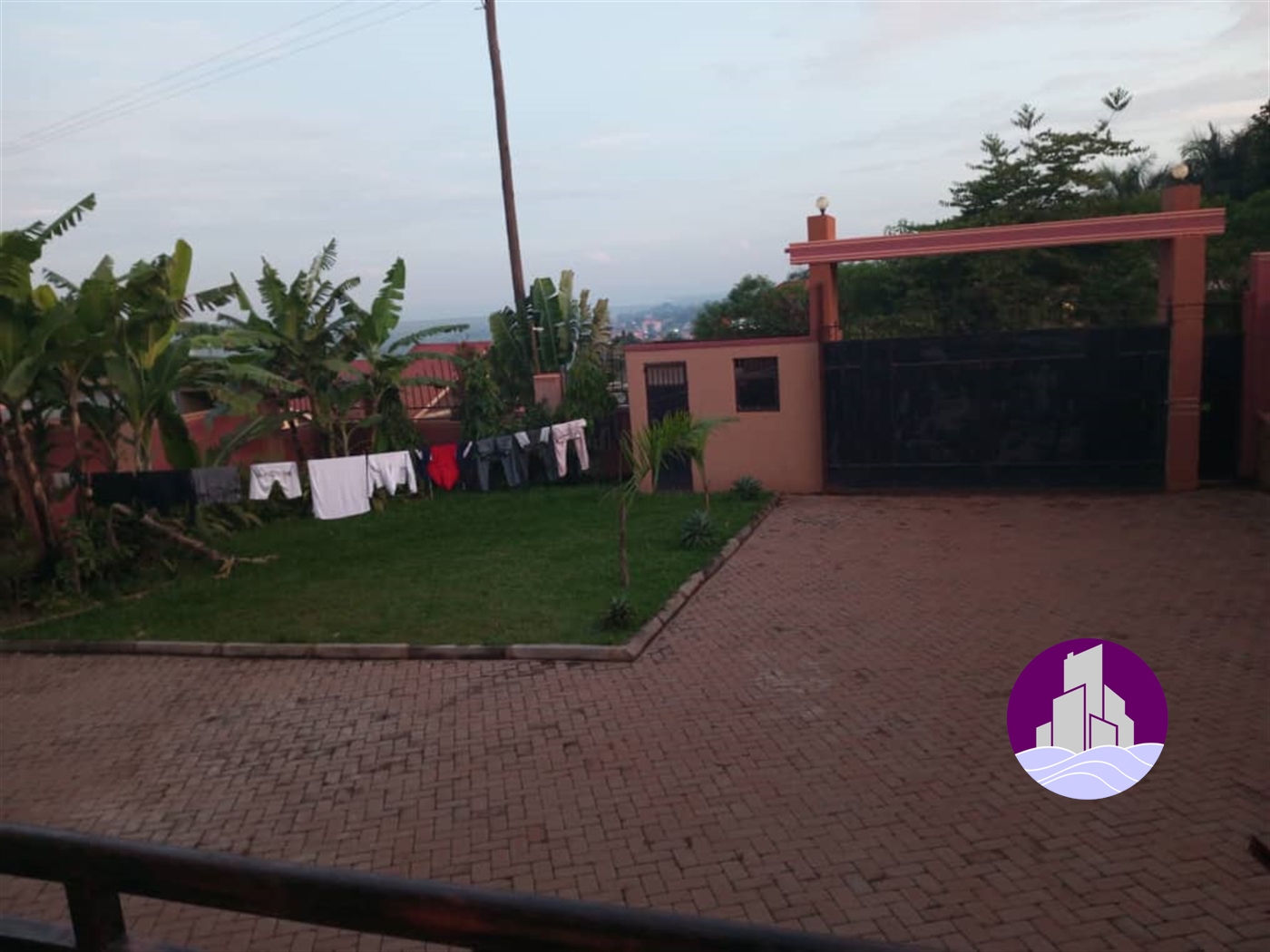 Storeyed house for rent in Kajjansi Wakiso