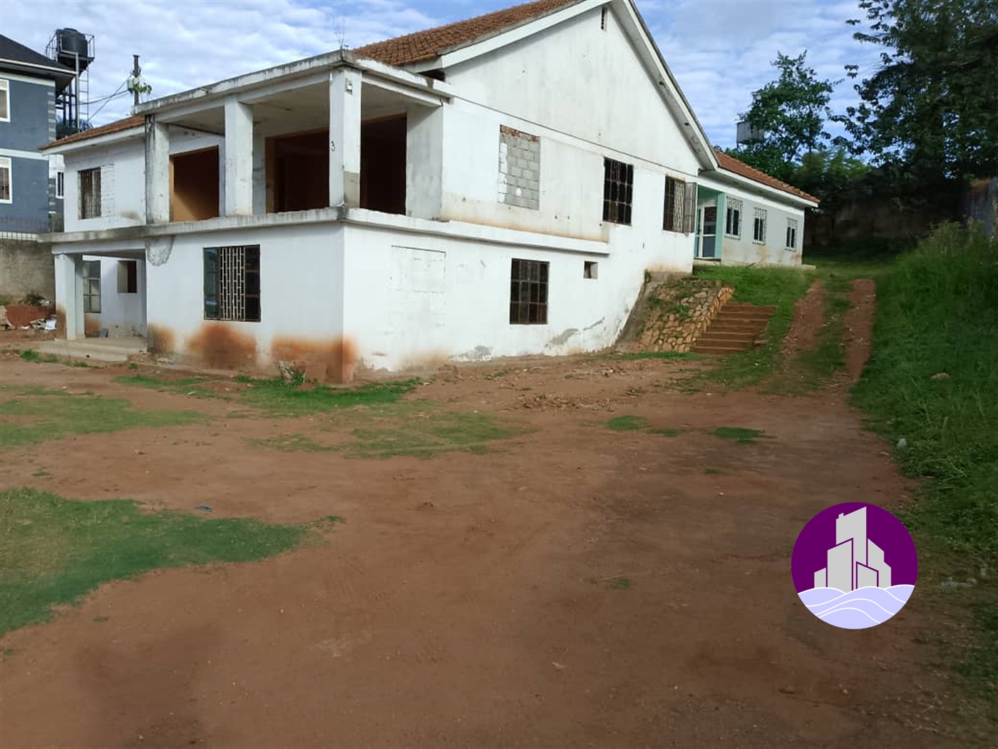 Shell House for sale in Muyenga Kampala