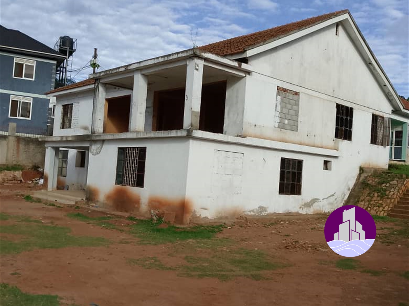 Shell House for sale in Muyenga Kampala