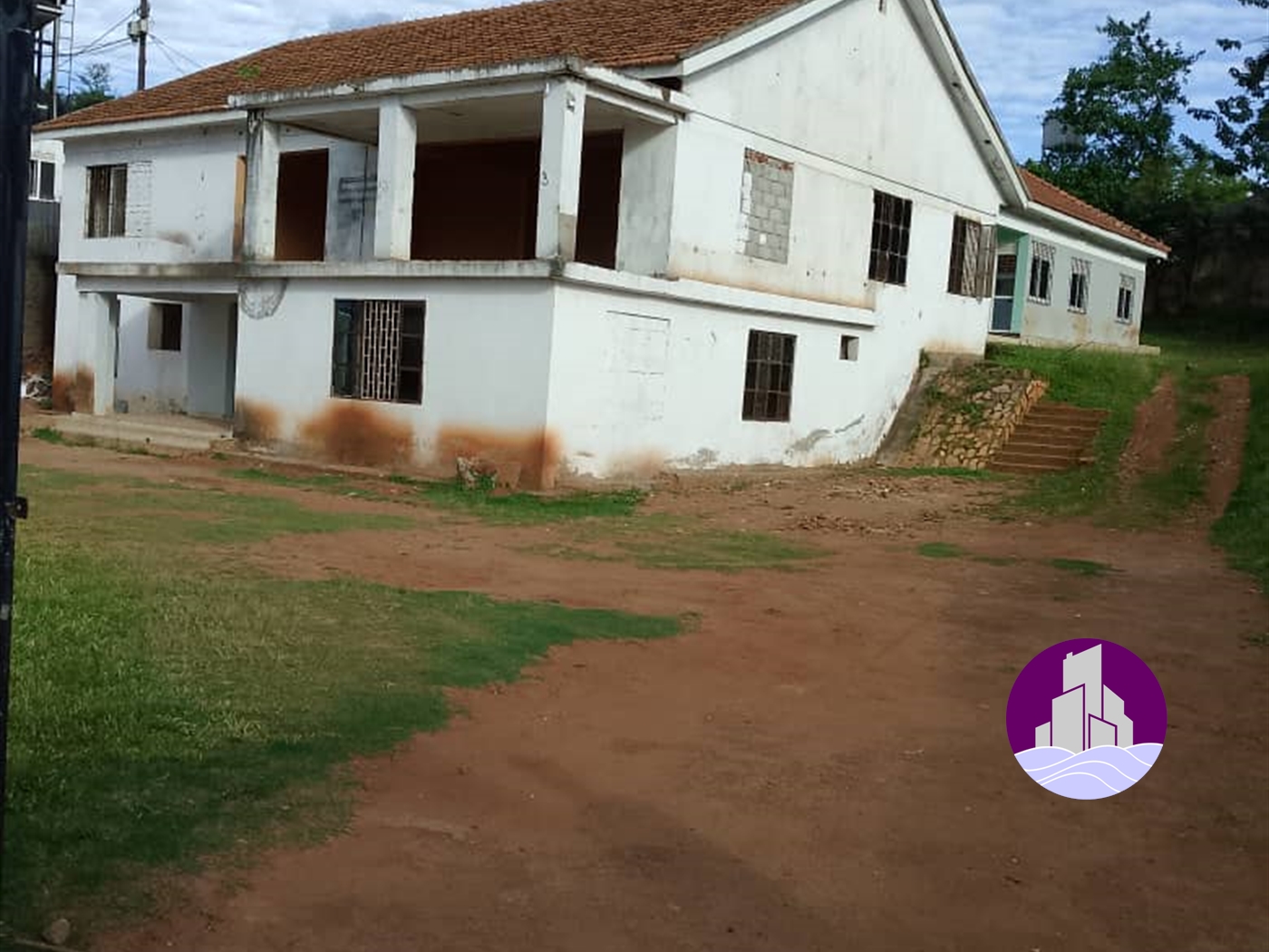 Shell House for sale in Muyenga Kampala