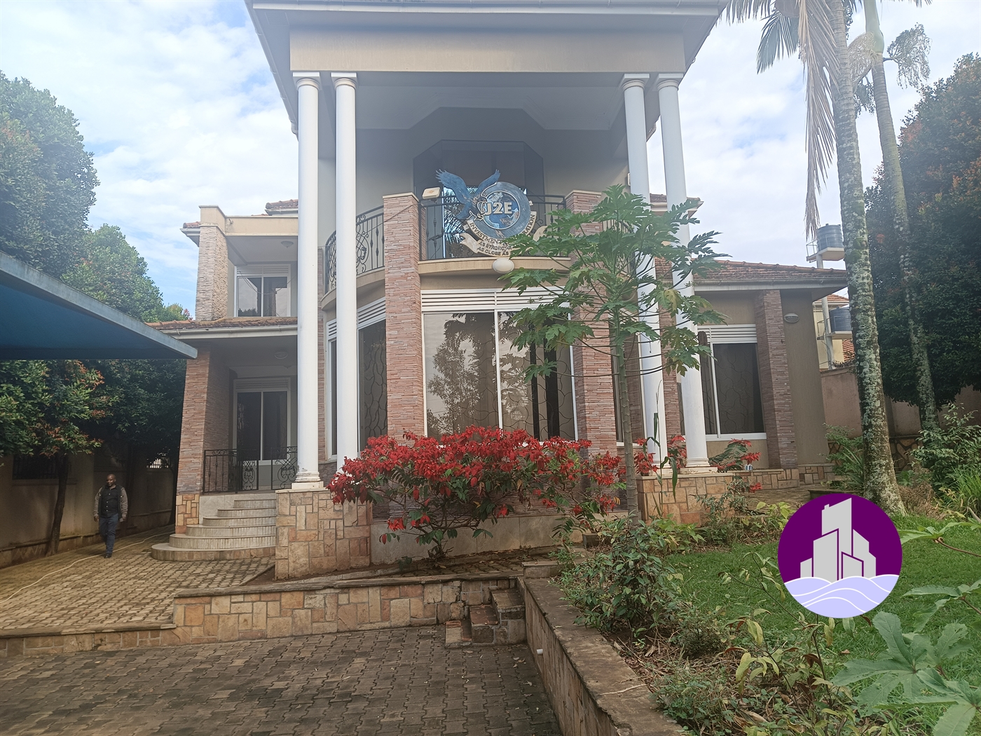 Storeyed house for sale in Munyonyo Kampala