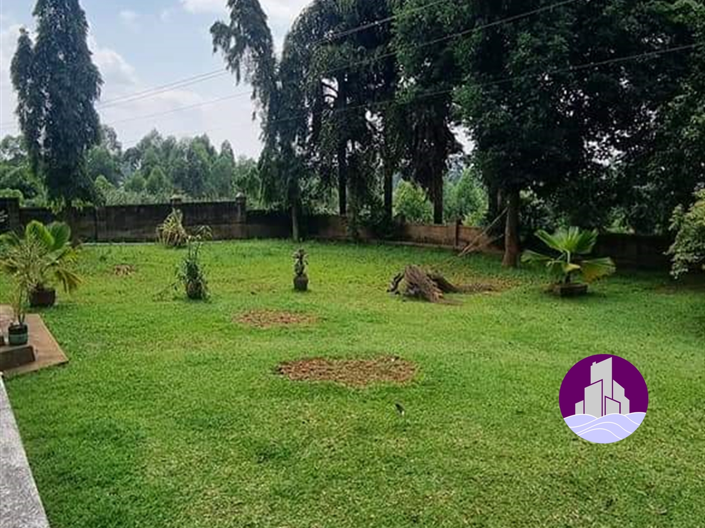 Mansion for sale in Entebbe Wakiso