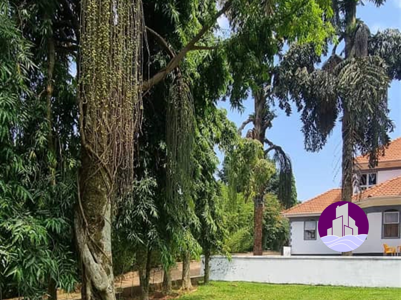 Mansion for sale in Entebbe Wakiso