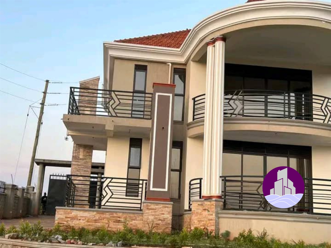 Mansion for sale in Bwebajja Wakiso