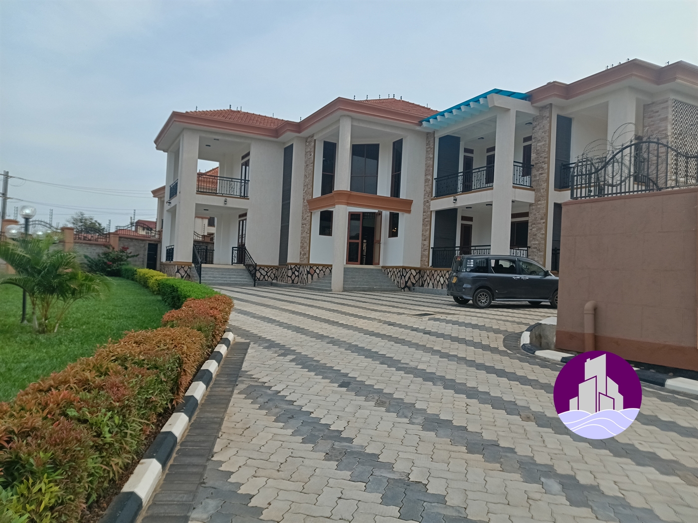 Mansion for rent in Munyonyo Kampala