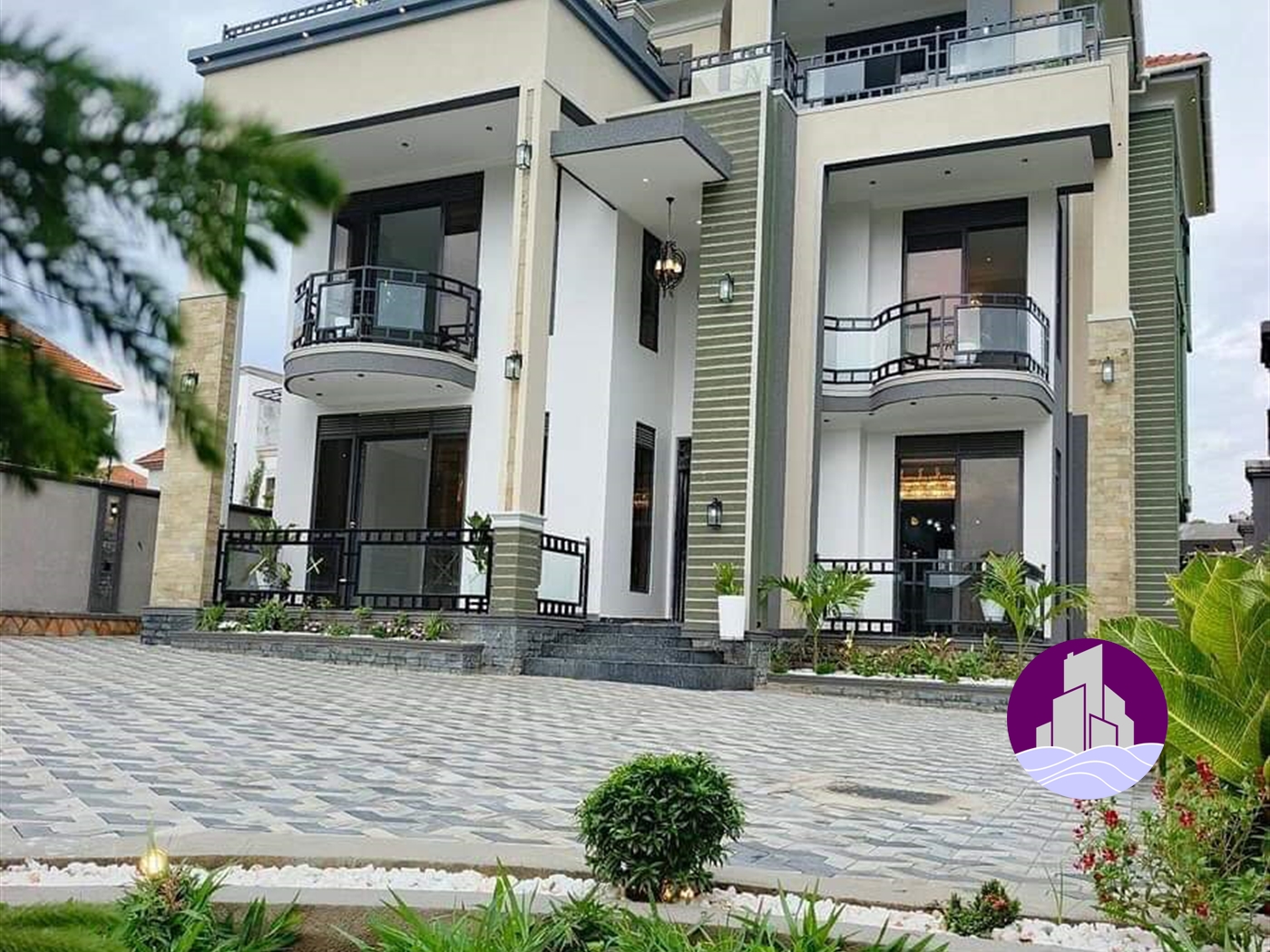 Mansion for sale in Kisaasi Kampala