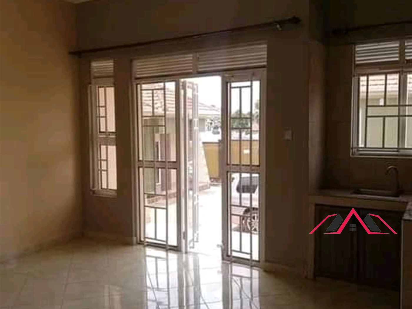 Semi Detached for rent in Kisaasi Kampala