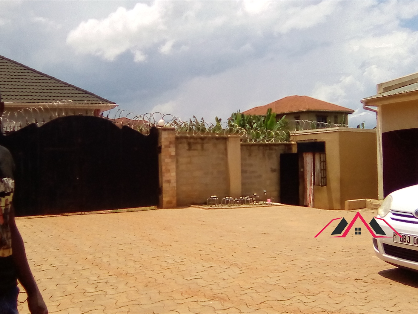 Storeyed house for rent in Najjera Kampala