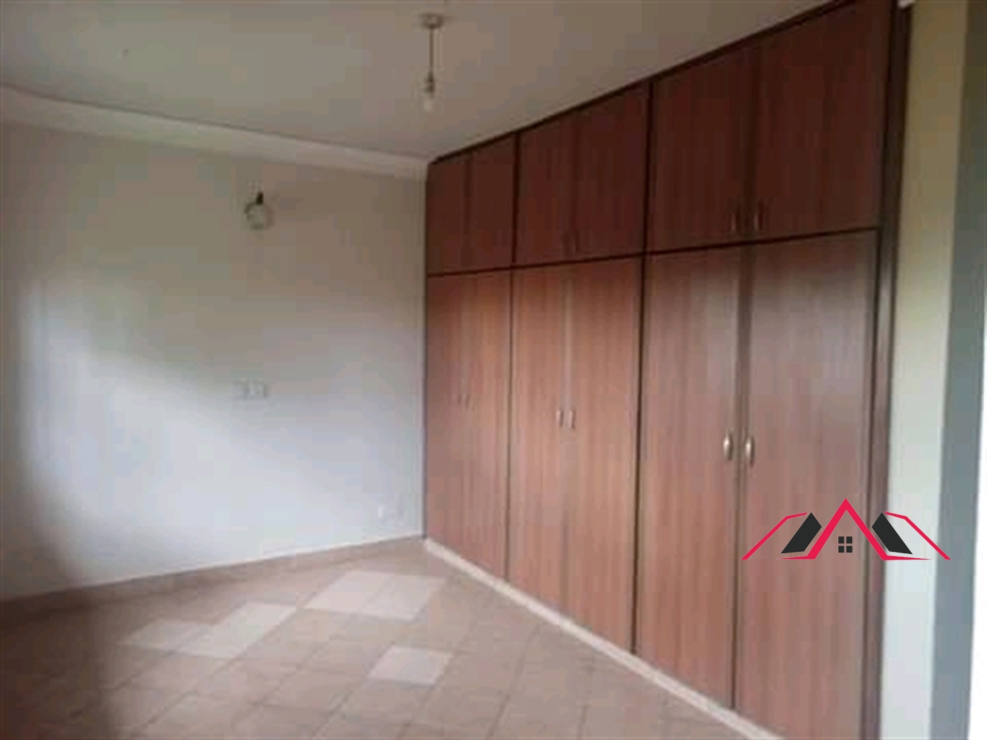 Storeyed house for rent in Mbuya Kampala