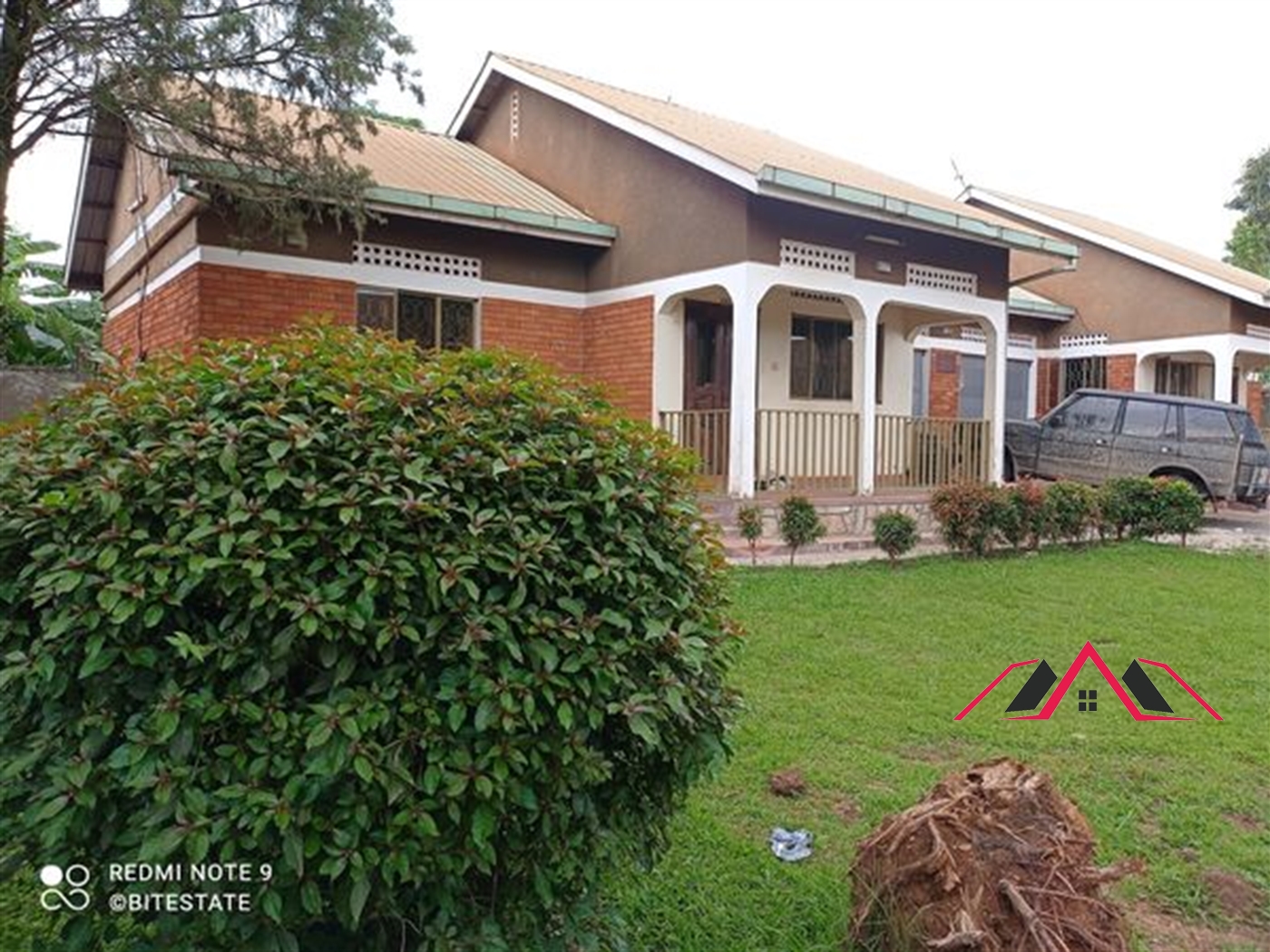 Semi Detached for rent in Kiwaatule Kampala