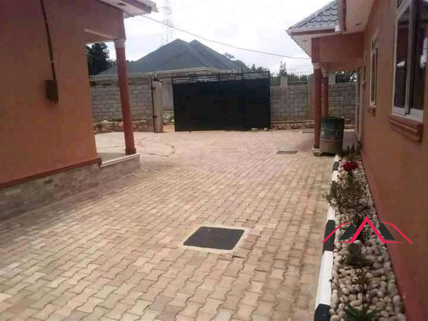 Semi Detached for rent in Kira Wakiso