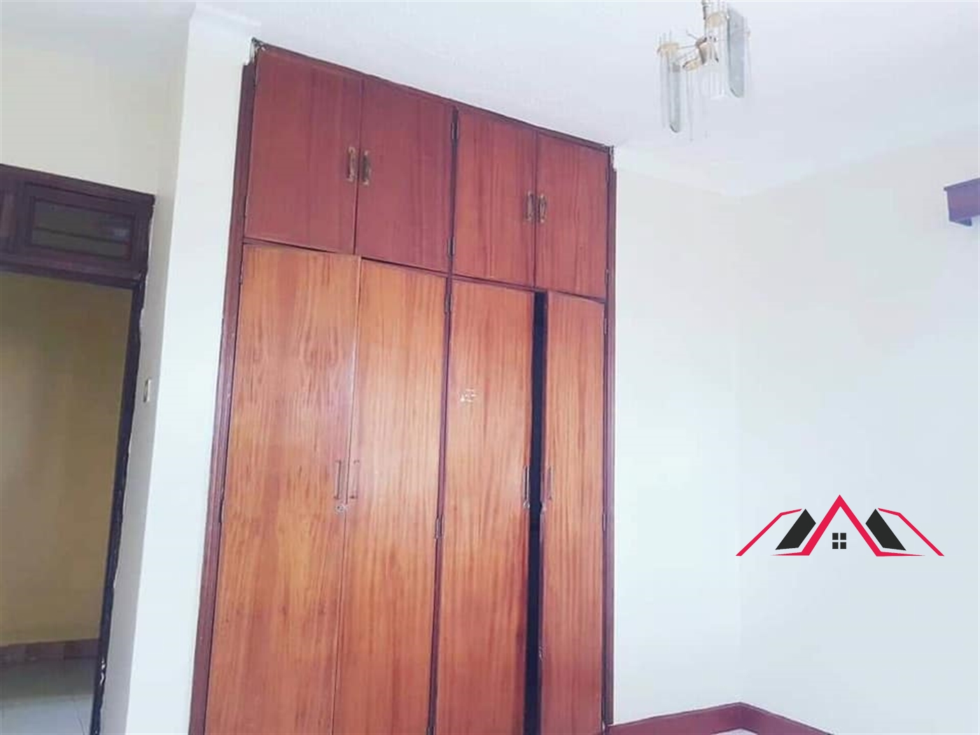 Semi Detached for rent in Buziga Kampala