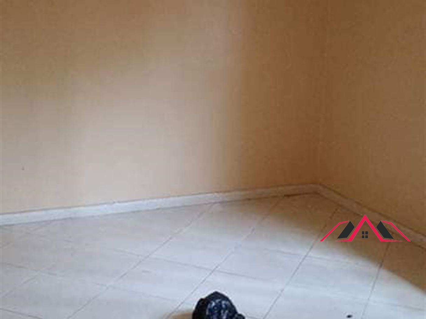 Semi Detached for rent in Kisaasi Kampala