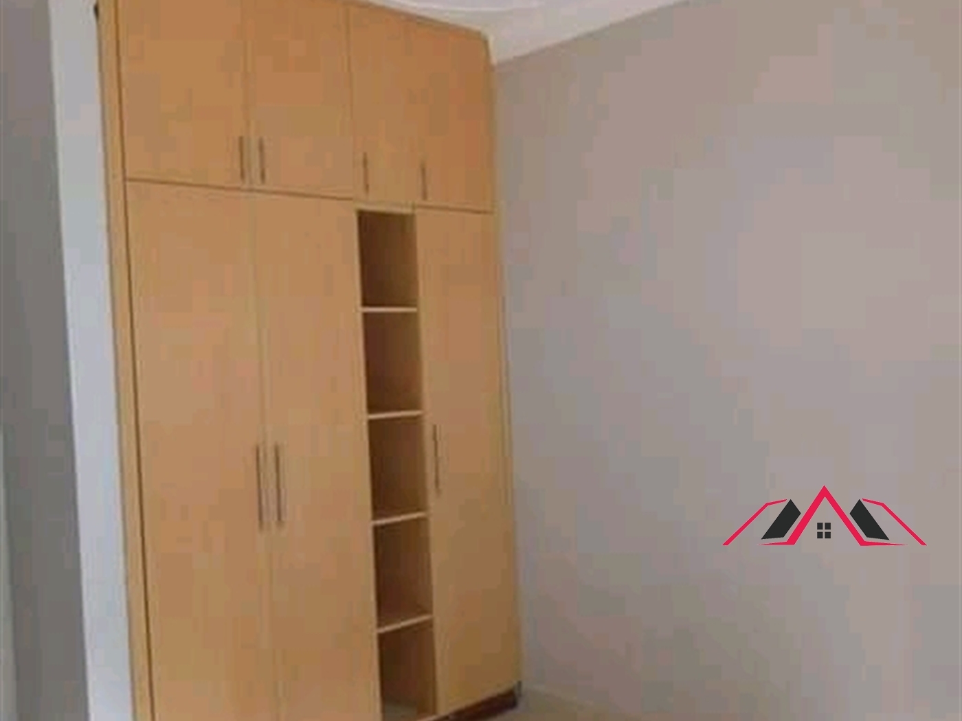 Semi Detached for rent in Kisaasi Kampala