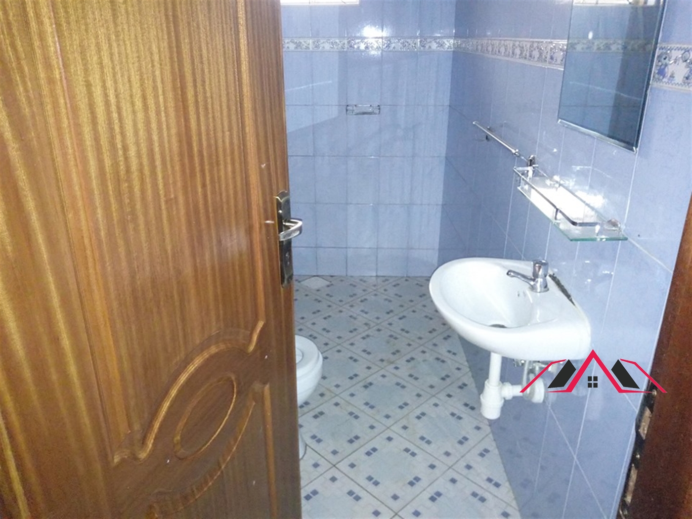 Semi Detached for rent in Najjera Kampala