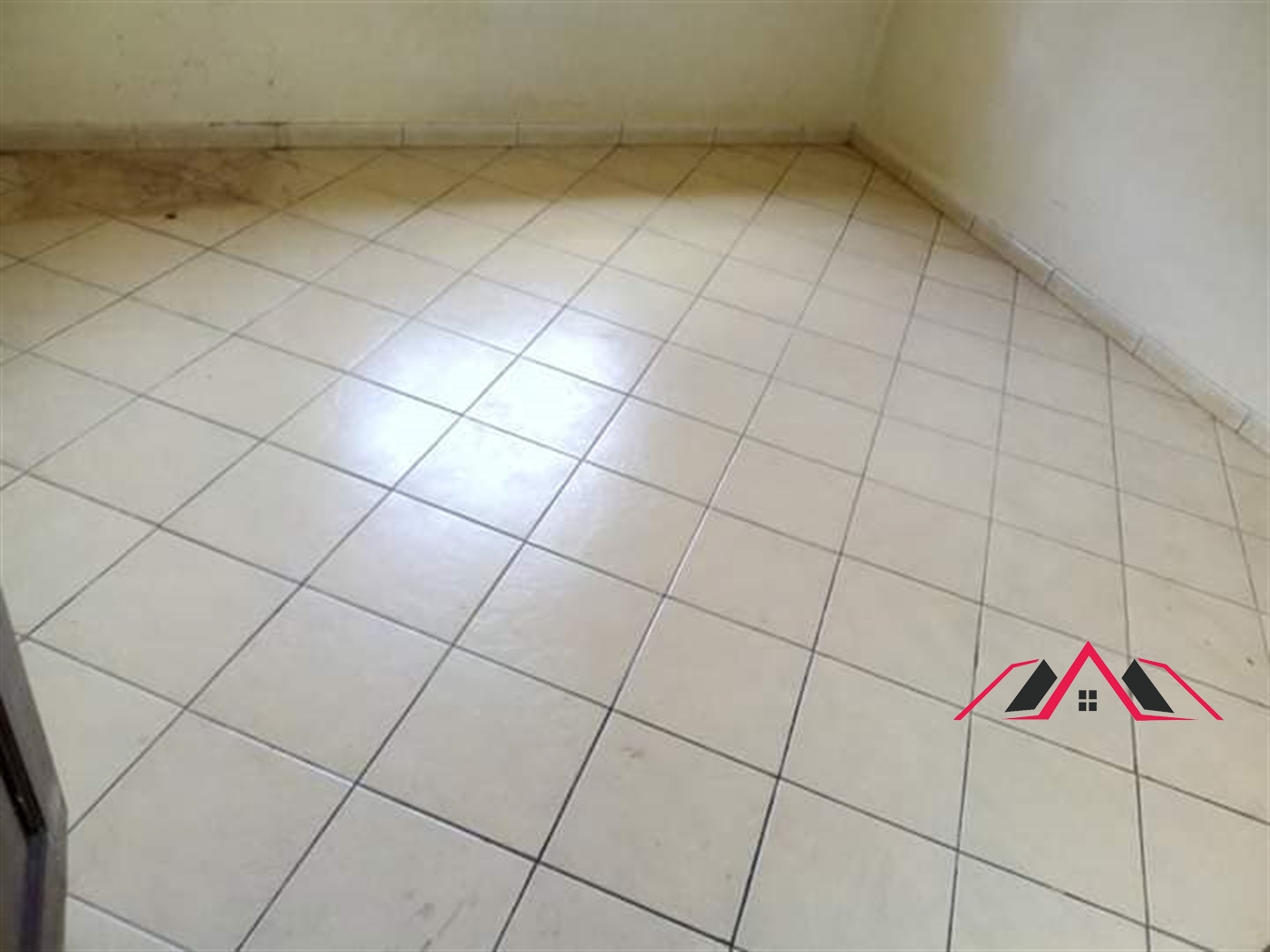 Semi Detached for rent in Kyaliwajjala Kampala